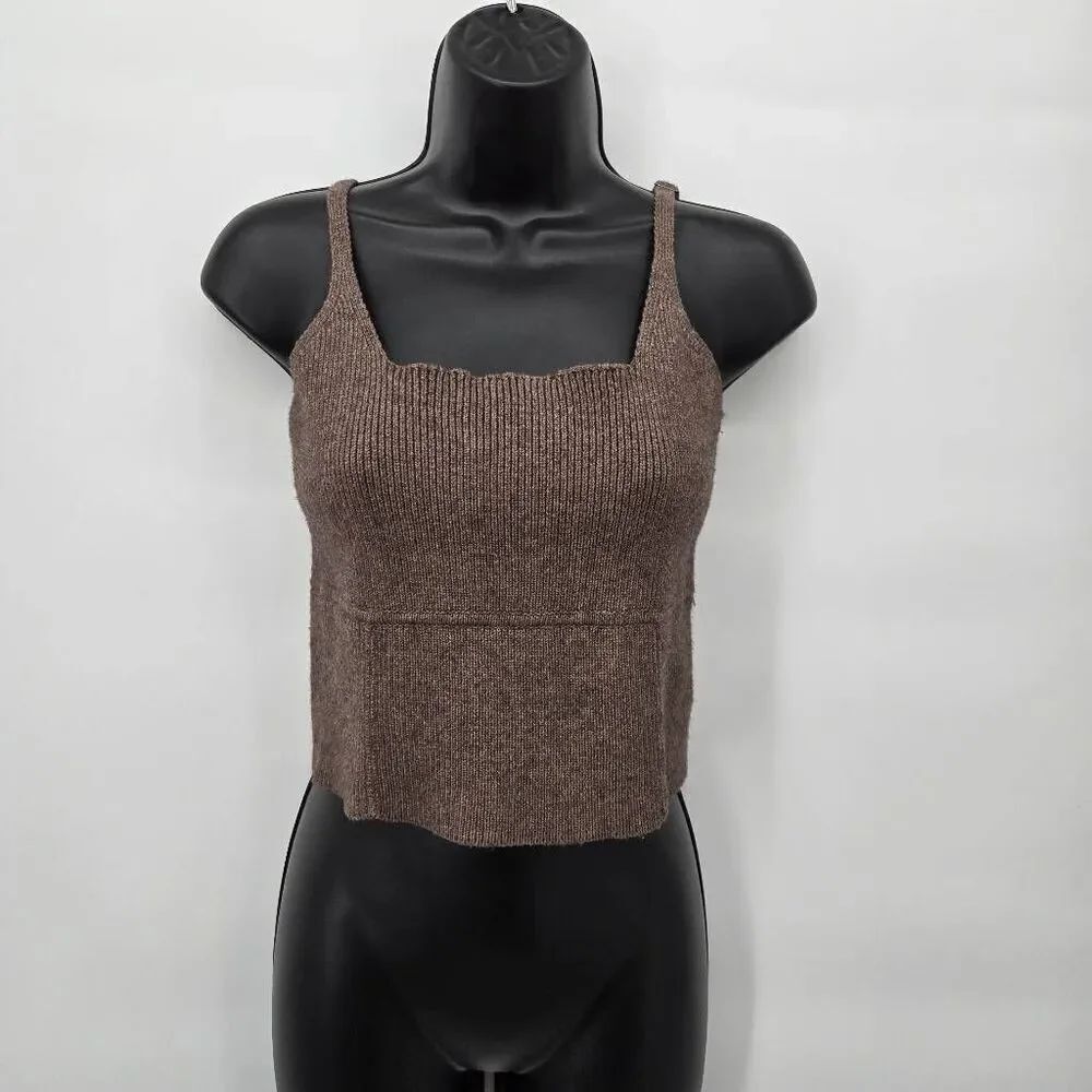Astr The Label Tank Size Medium Brown Ribbed Sweater Knitted